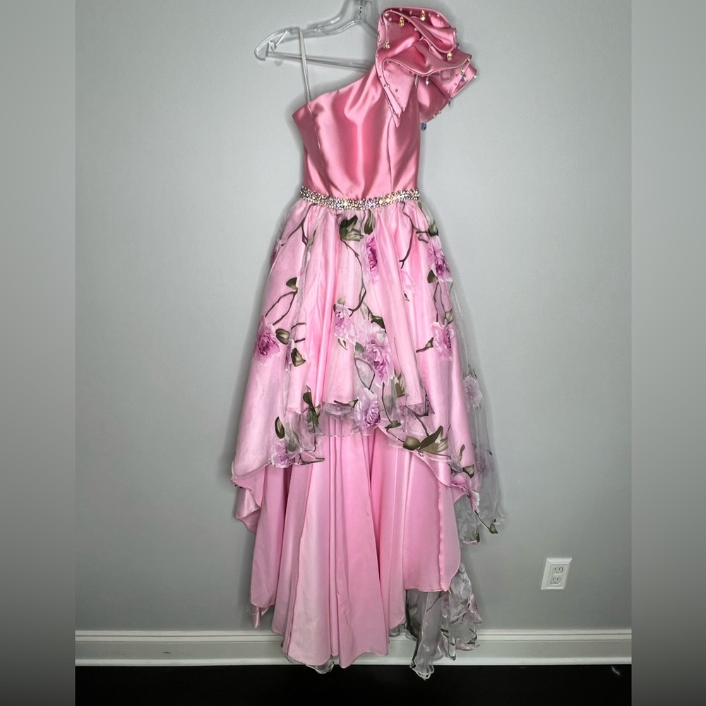 Beautiful custom dress made for your moment to shine. 🌹